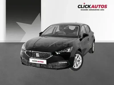 Usado Seat Leon Style 110 CV (80 kW) 2025 Negro Berlina