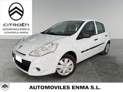 Blanco Usado 2010 Renault Clio II Authentique Berlina | 6990 € (Caro)