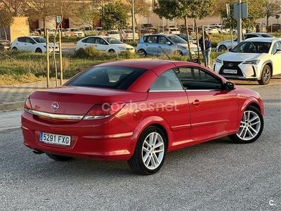 Usado Opel Astra Cabriolet Cosmo 150 CV (110 kW) 2007 Rojo Descapotable
