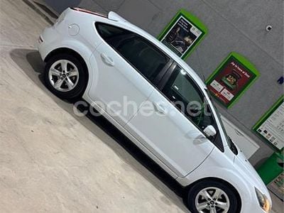 Usado Ford Focus Trend 109 CV (80 kW) 2010 Blanco Berlina