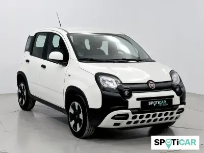 Usado Fiat Panda Cross Cross 71 CV (52 kW) 2023 Blanco Utilitario