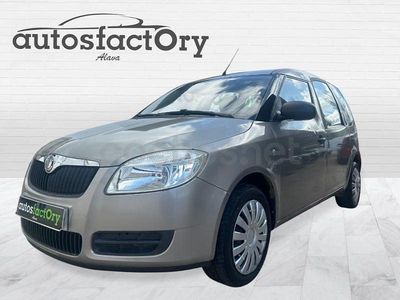 Usado Skoda Roomster 80 CV (58 kW) 2008 Beige Monovolumen