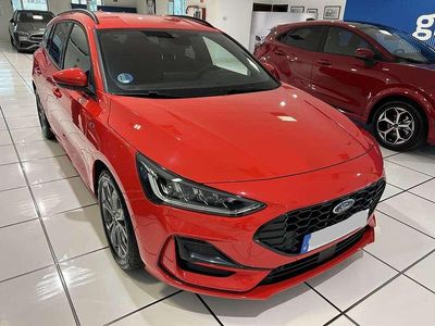 Usado Ford Focus ST-Line 125 CV (91 kW) 2024 Rojo Utilitario