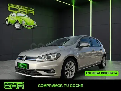 Usado VW Golf VII Edition 130 CV (95 kW) 2019 Gris / plata Berlina