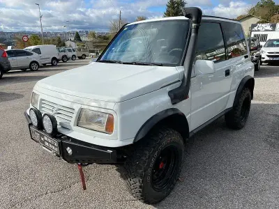 Usado Suzuki Vitara 95 CV (69 kW) 1995 Gasolina SUV