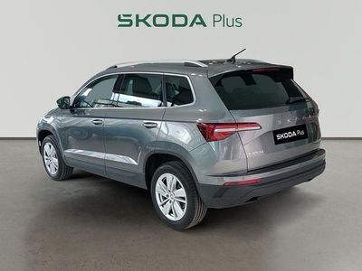 Gris Usado 2025 Skoda Karoq Selection SUV | 29.490 € (Precio justo)