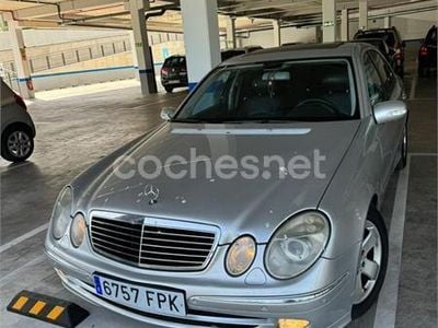 Mercedes E280