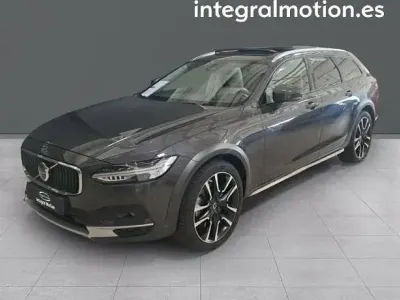 Käytetty Volvo V90 190 HP (139 kW) 2021 Farmari