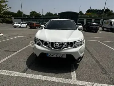 Usado Nissan Qashqai N-Connecta 115 CV (84 kW) 2015 Blanco SUV