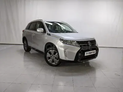 Nuevo Suzuki Vitara 110 CV (80 kW) 2026 Gris / plata SUV