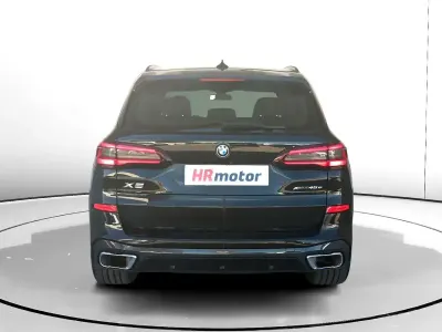 Używany BMW X5 Shadowline 394 KM (289 kW) 2023 Czarny SUV