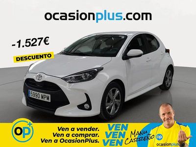 Używany Toyota Yaris Hybrid Active 116 KM (85 kW) 2024 Biały Sedan/Limuzyna