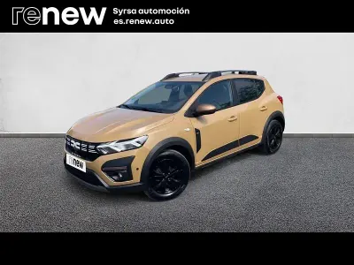 Usado Dacia Sandero Extreme 110 CV (80 kW) 2025 Verde Berlina