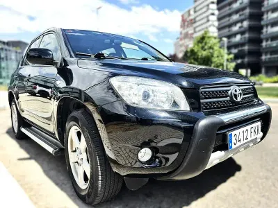 Usado Toyota RAV4 Sol 152 CV (111 kW) 2007 Negro SUV