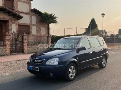 Usado Kia Carens EX 140 CV (102 kW) 2006 Azul Monovolumen