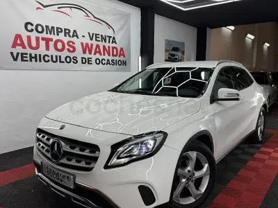 Usado Mercedes GLA200 136 CV (100 kW) 2019 Blanco SUV