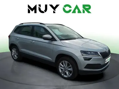 Usado Skoda Karoq Ambition 116 CV (85 kW) 2021 Gris SUV