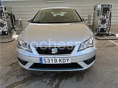 Usado Seat Leon Reference 90 CV (66 kW) 2017 Gris / plata Berlina