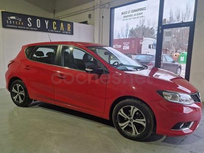 Usado Nissan Pulsar Acenta 110 CV (80 kW) 2015 Rojo Utilitario