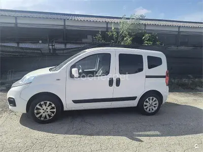 Usado Fiat Qubo Easy 70 CV (51 kW) 2019 Blanco Monovolumen