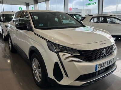 Usado Peugeot 3008 Active 130 CV (95 kW) 2022 Blanco SUV