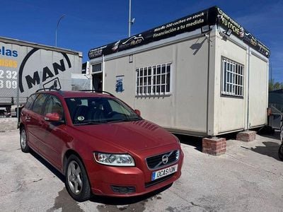 Usado Volvo V50 Kinetic 150 CV (110 kW) 2011 Rojo Familiar