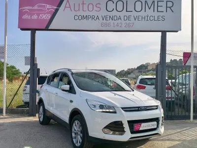 Usado Ford Kuga Titanium S 150 CV (110 kW) 2016 Blanco SUV