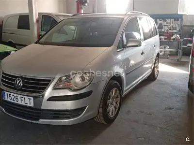 Usado VW Touran Edition 105 CV (77 kW) 2007 Gris / plata Monovolumen