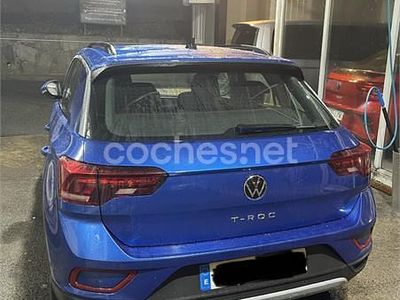Usado VW T-Roc Life 110 CV (80 kW) 2022 Azul SUV