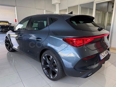 Begagnad Cupra Leon 150 HK (110 kW) 2024 Grå Sedan