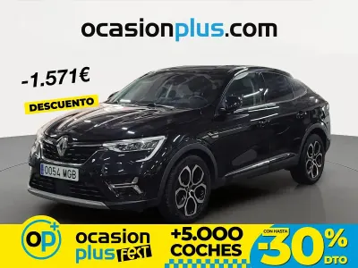 Käytetty Renault Arkana Techno 140 HP (102 kW) 2023 Musta Katumaasturi