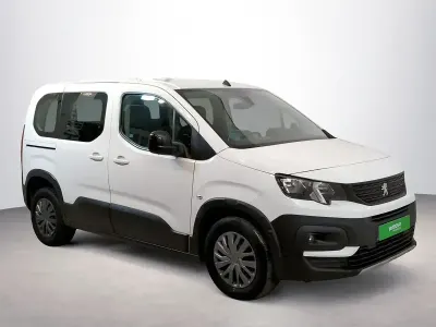 Usado Peugeot Rifter Active 102 CV (75 kW) 2023 Blanco Monovolumen