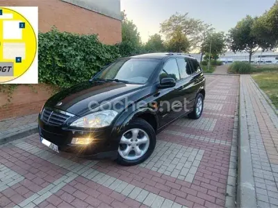 Usado SsangYong Kyron 141 CV (103 kW) 2008 Negro SUV