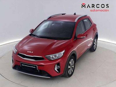 Rojo Usado 2024 Kia Stonic SUV | 19.100 € (Un poco caro)