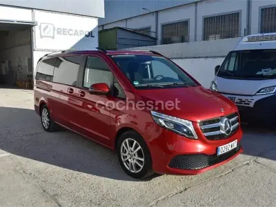 Usado Mercedes Vito Marco Polo 190 CV (139 kW) 2021 Granate Van