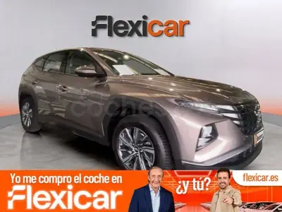 Usado Hyundai Tucson 150 CV (110 kW) 2023 Gris / plata SUV