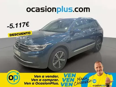 Usado VW Tiguan Life 150 CV (110 kW) 2022 Azul SUV