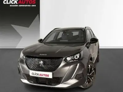 Usado Peugeot 2008 Allure 130 CV (95 kW) 2023 Gris SUV