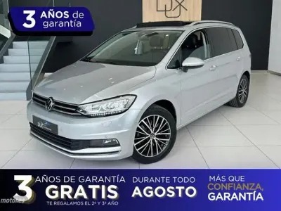 Usado VW Touran R-line 150 CV (110 kW) 2023 Gris / plata Monovolumen