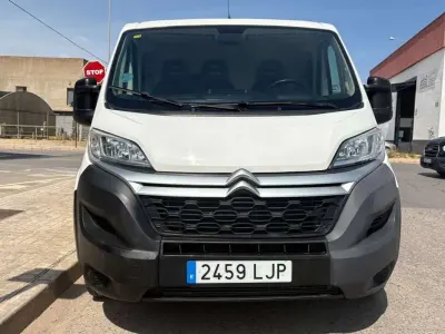 Usado Citroën Jumper 131 CV (96 kW) 2020 Blanco Monovolumen