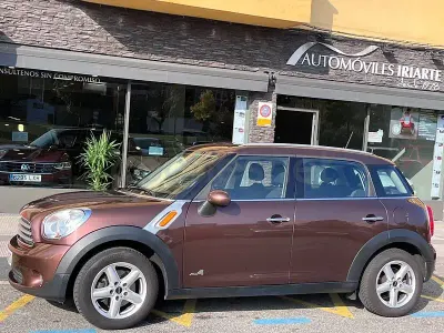 Usado Mini Cooper D Countryman 112 CV (82 kW) 2014 Marrón SUV