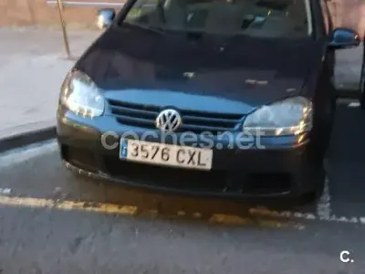Usado VW Golf IV Conceptline 75 CV (55 kW) 2004 Negro Berlina