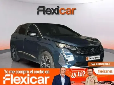 Usado Peugeot 3008 Allure 131 CV (96 kW) 2024 Verde Monovolumen