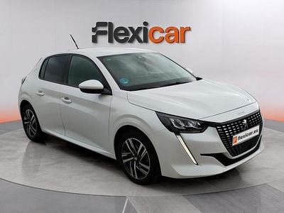 Begagnad Peugeot 208 Allure 101 HK (74 kW) 2021 Vit Halvkombi