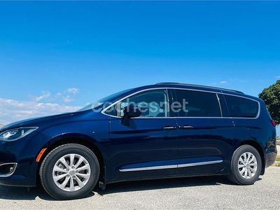 Azul Usado 2017 VW Multivan Van | 25.000 €