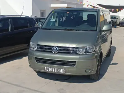 Usado VW Multivan Comfortline 102 CV (75 kW) 2010 Verde Monovolumen