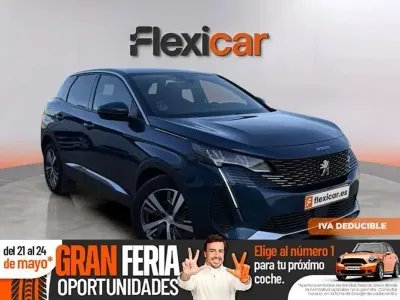 Usado Peugeot 3008 Active 131 CV (96 kW) 2021 Azul SUV
