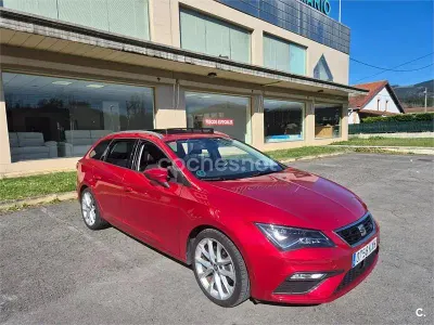 Usado Seat Leon ST FR 130 CV (95 kW) 2019 Rojo Familiar