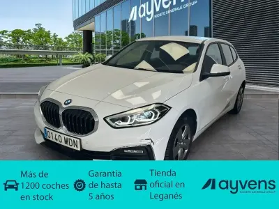 Usado BMW 116 Comfort Edition 116 CV (85 kW) 2023 Blanco Utilitario