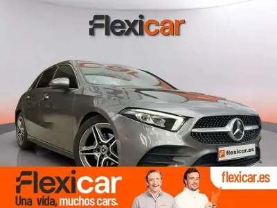 Usado Mercedes A180 109 CV (80 kW) 2019 Gris Utilitario